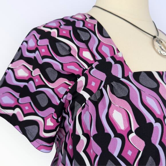 Lane Bryant Top Womens 18/20 Artsy Abstract Print Colorful Pleated Banded Hem - Picture 2 of 8